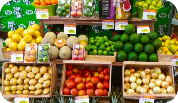 Imagem de produtos Frutas Lessa em supermercado