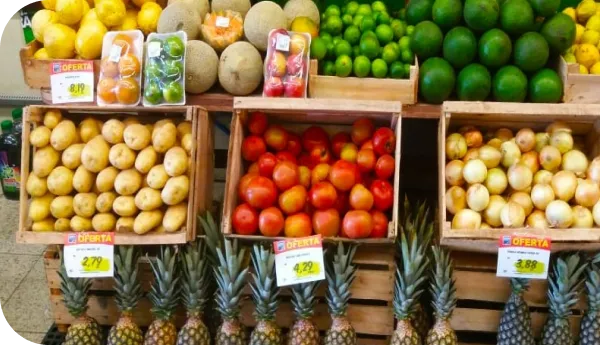 Imagem de produtos Frutas Lessa em supermercado